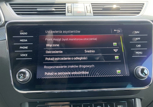 Skoda Superb cena 129900 przebieg: 83554, rok produkcji 2020 z Milanówek małe 742